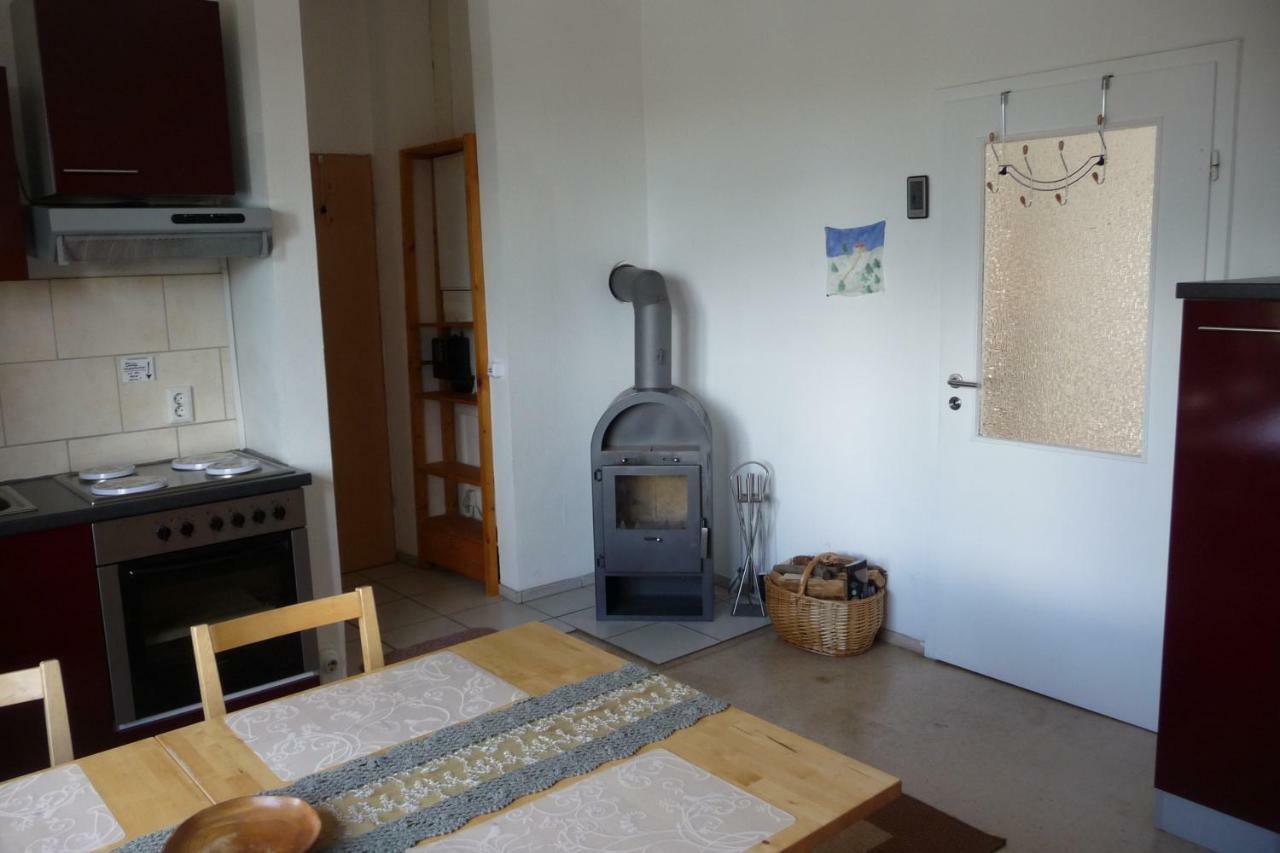 Haus Bergwiese - Fuer Naturfreunde, Familien, Wanderer Gehlberg Extérieur photo